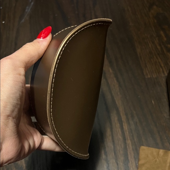 Gucci Brown Sunglasses Case with Box & cleaning cloth Unisex - Picture 8 of 9